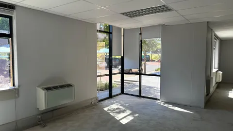 Plattekloof Office Park, 1 Bloulelie Street, Parow